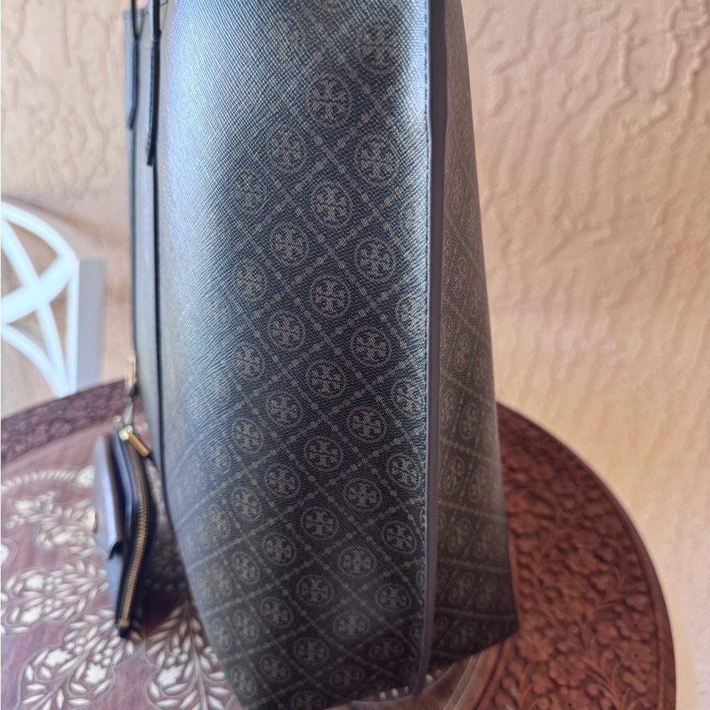 Tory Burch T Monogram Coated Canvas Bundle Perry Tote & Zip Cardholder Authentic - Picture 6 of 12